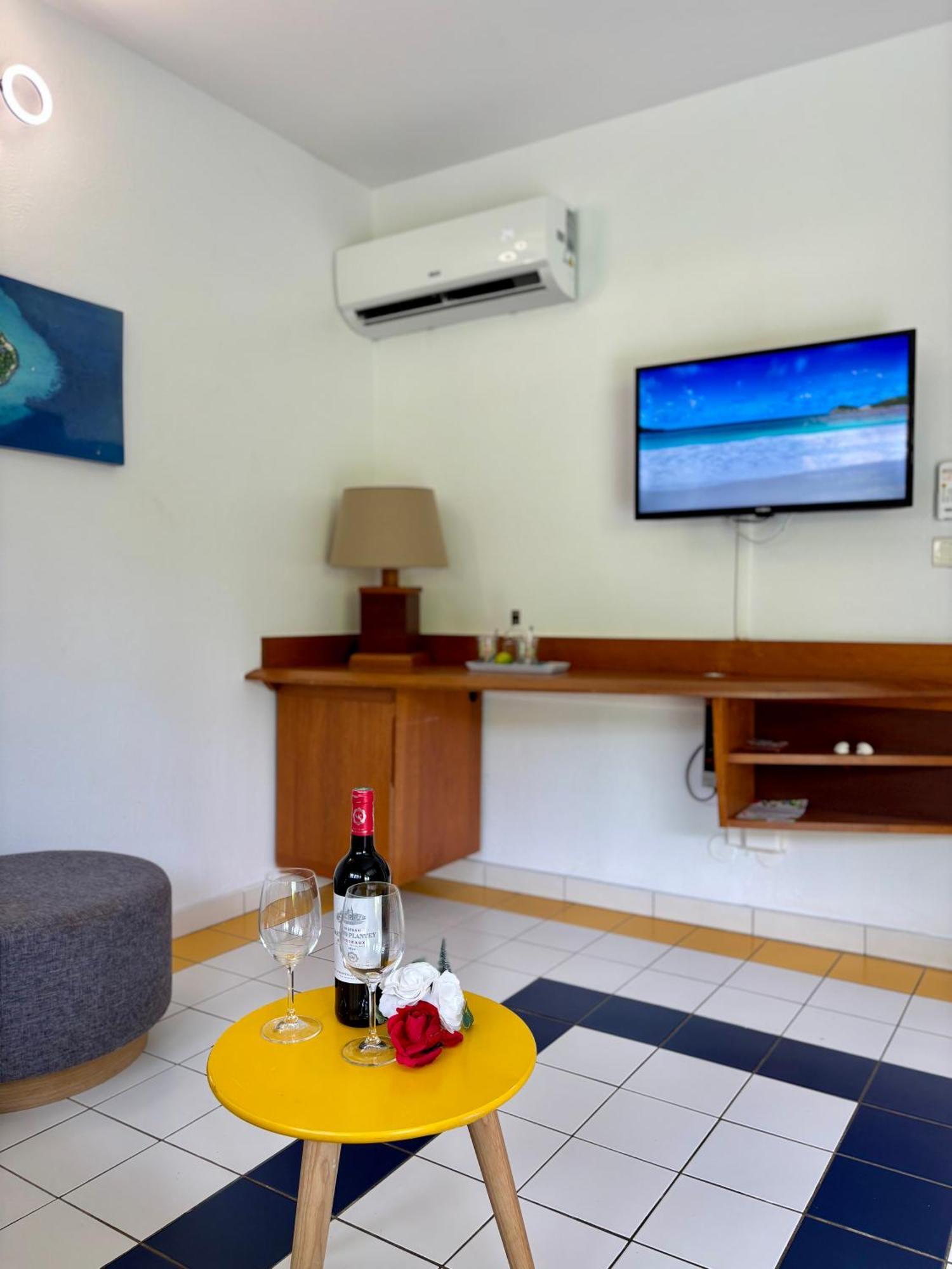 La Ruche De Maia - Blue Dream Beach - Piscine - Jardin - Plage Grand-Bourg  ภายนอก รูปภาพ