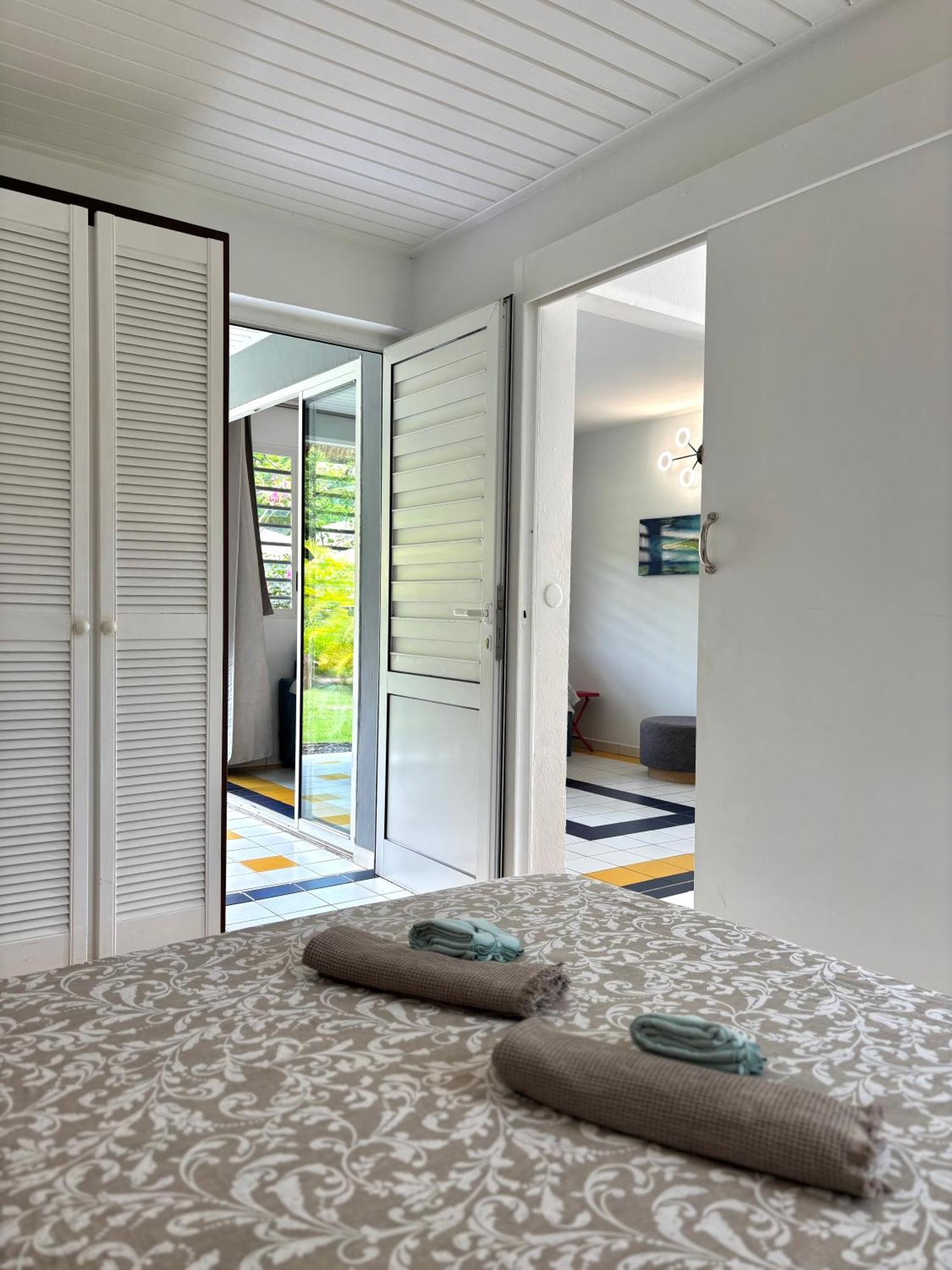La Ruche De Maia - Blue Dream Beach - Piscine - Jardin - Plage Grand-Bourg  ภายนอก รูปภาพ
