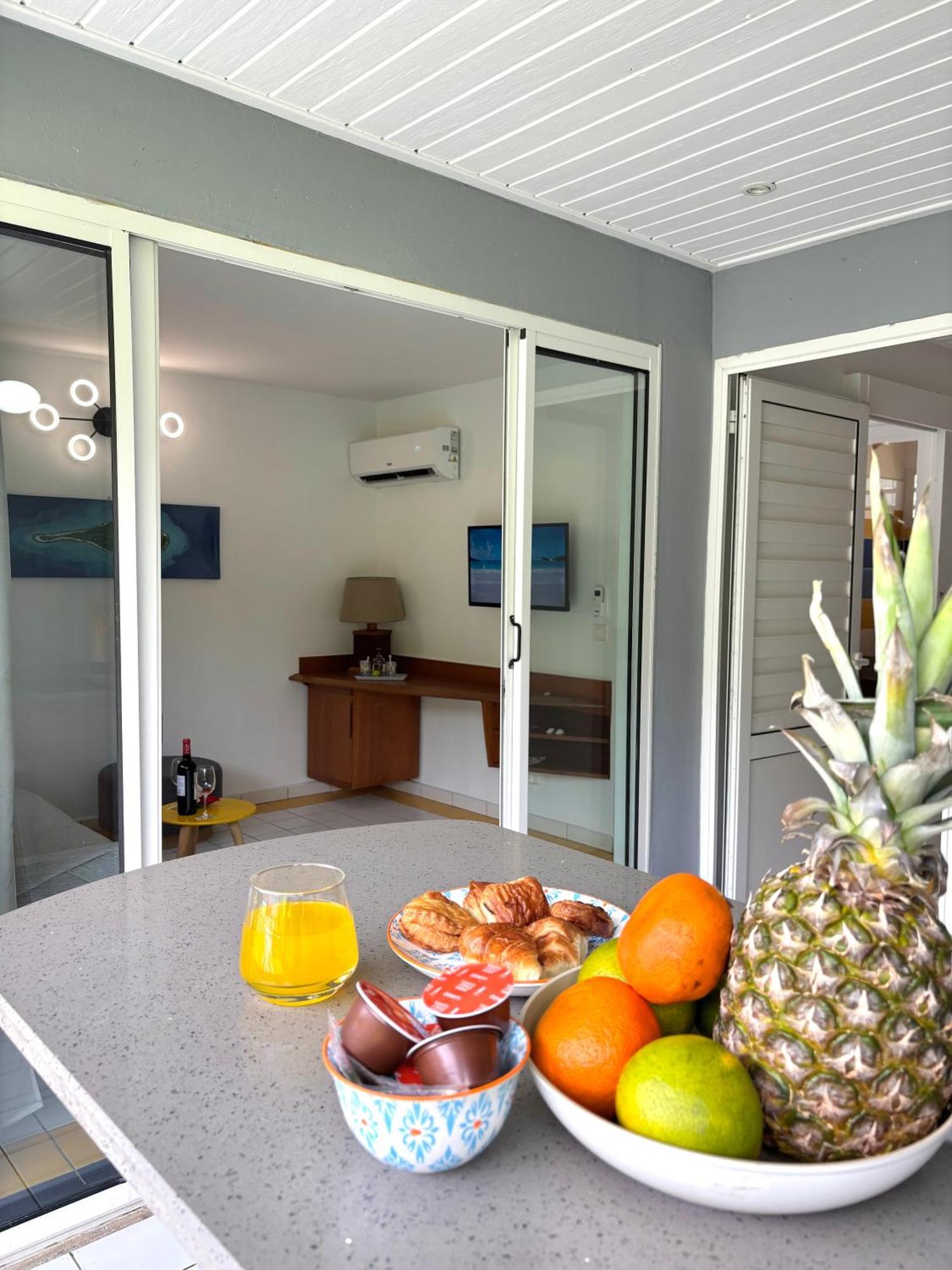La Ruche De Maia - Blue Dream Beach - Piscine - Jardin - Plage Grand-Bourg  ภายนอก รูปภาพ